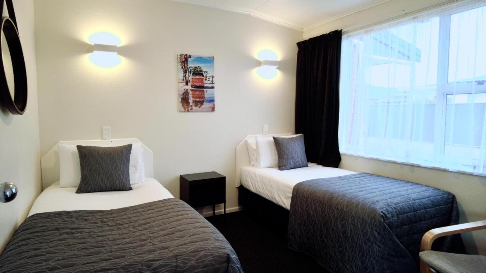554 Moana Court Motel インバーカーギル エクステリア 写真