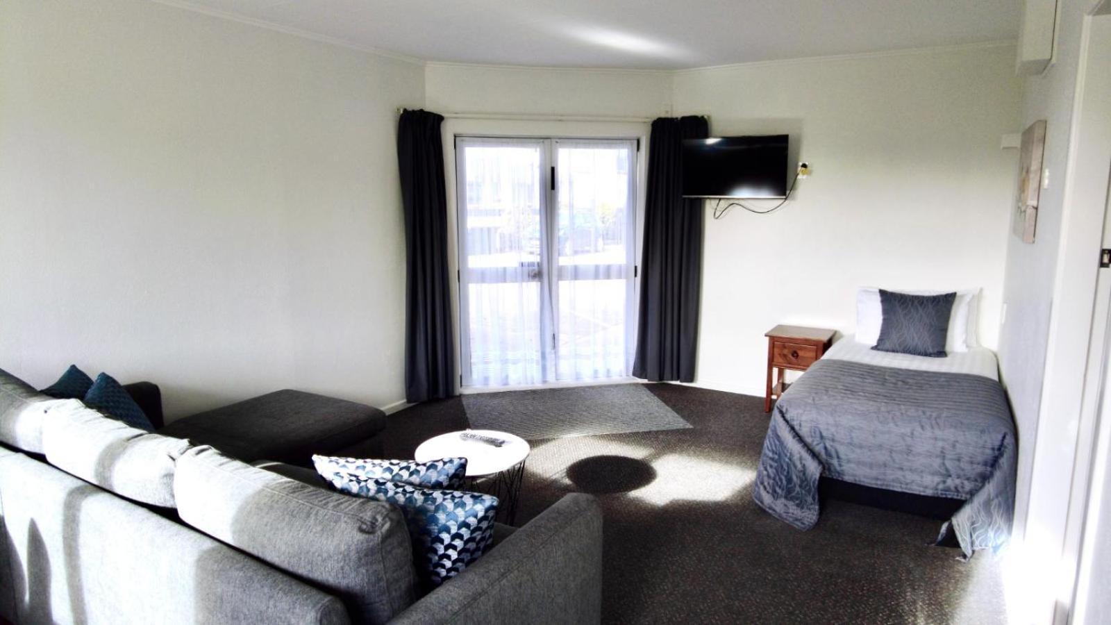 554 Moana Court Motel インバーカーギル エクステリア 写真
