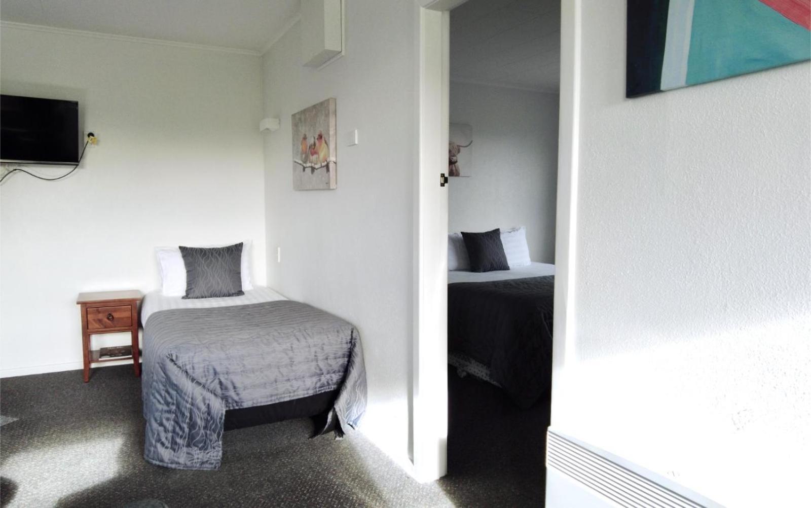 554 Moana Court Motel インバーカーギル エクステリア 写真